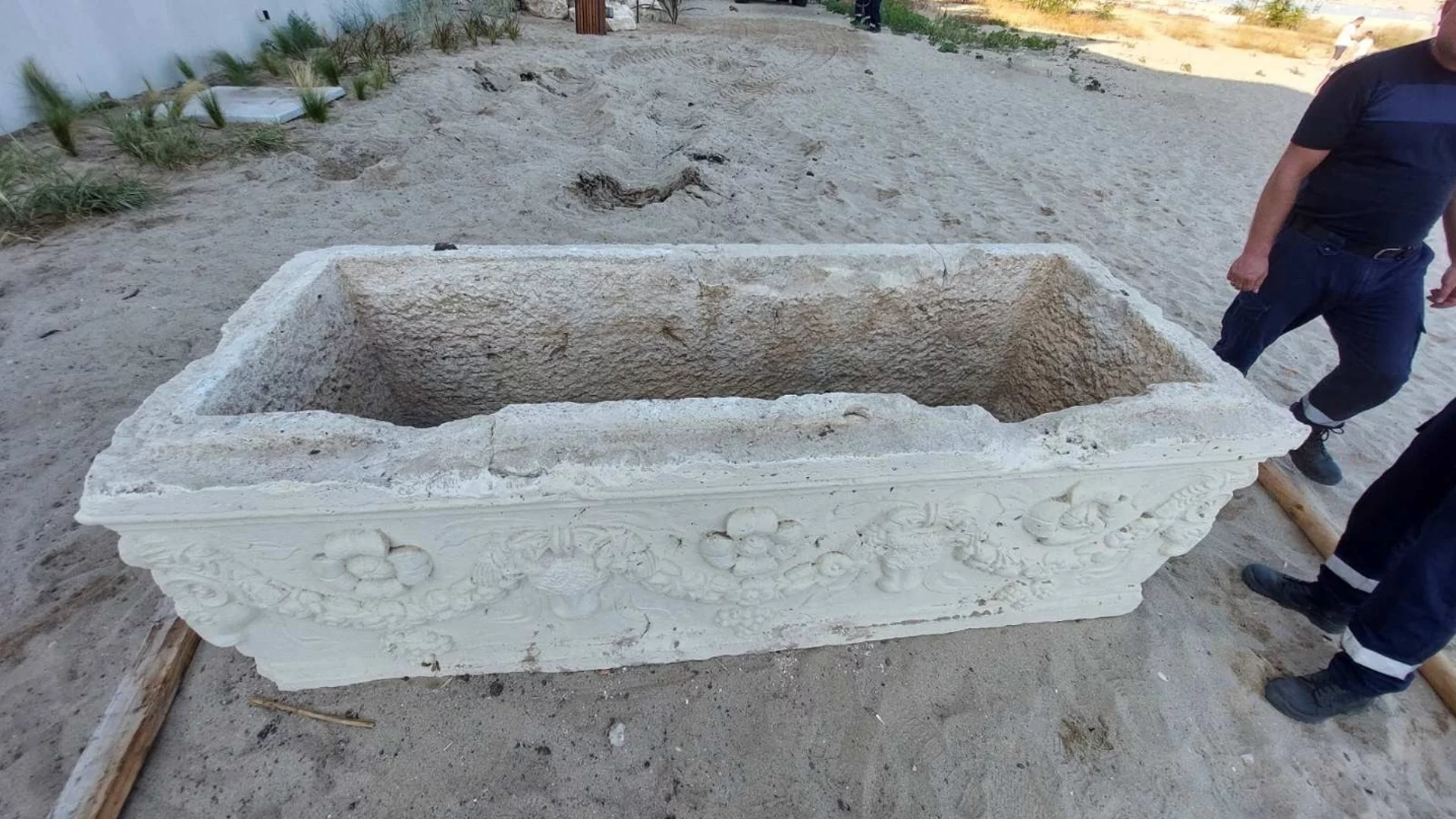 Археолог: Почти сигурно е, че открият във Варна саркофаг е истински