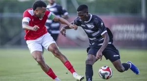 {{ otherArticle[0].article.title }}