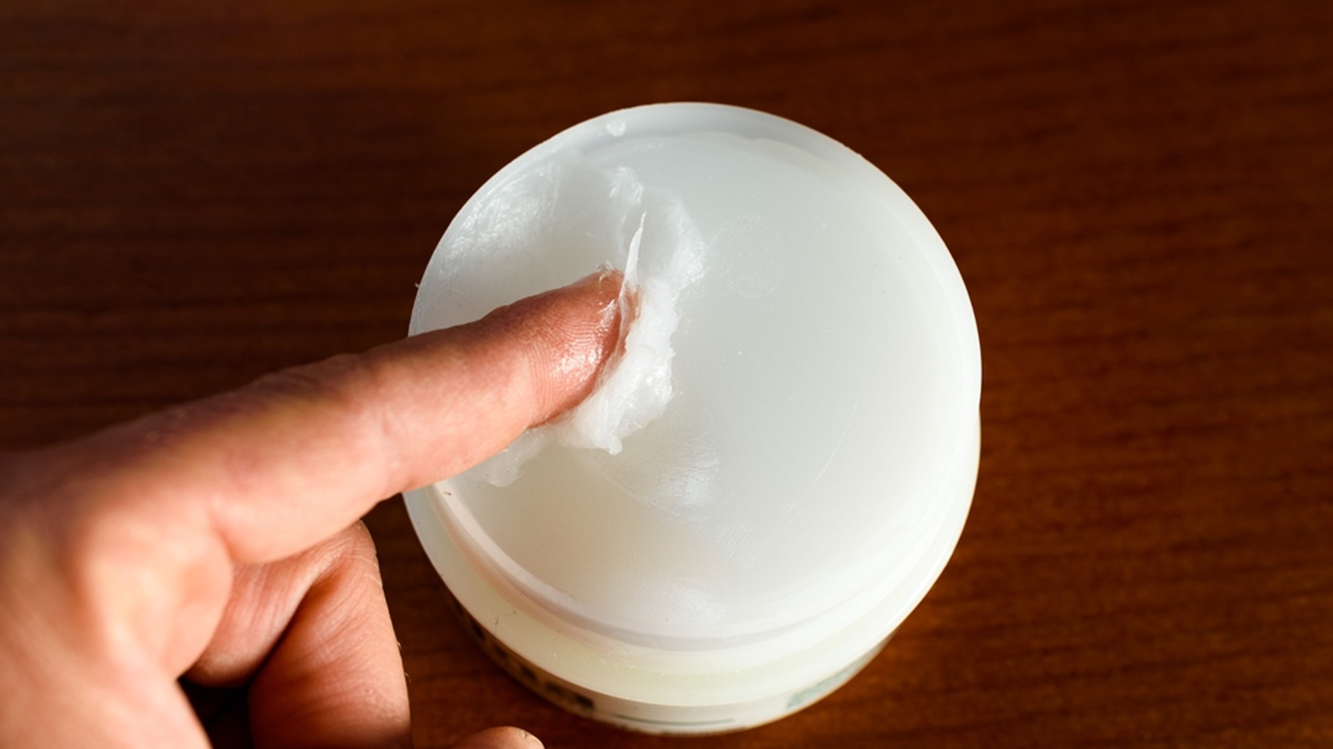 Как да използвате вазелина правилно? | Actualno.com