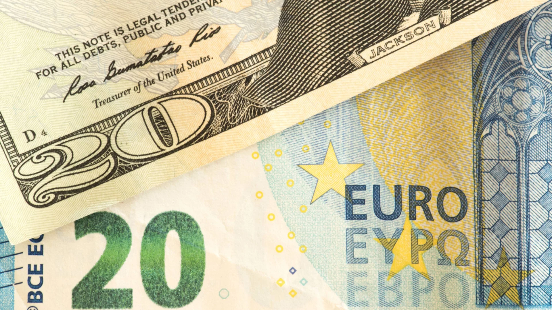 Евро - долар: Рулетката на валутния курс посочи печеливш за деня