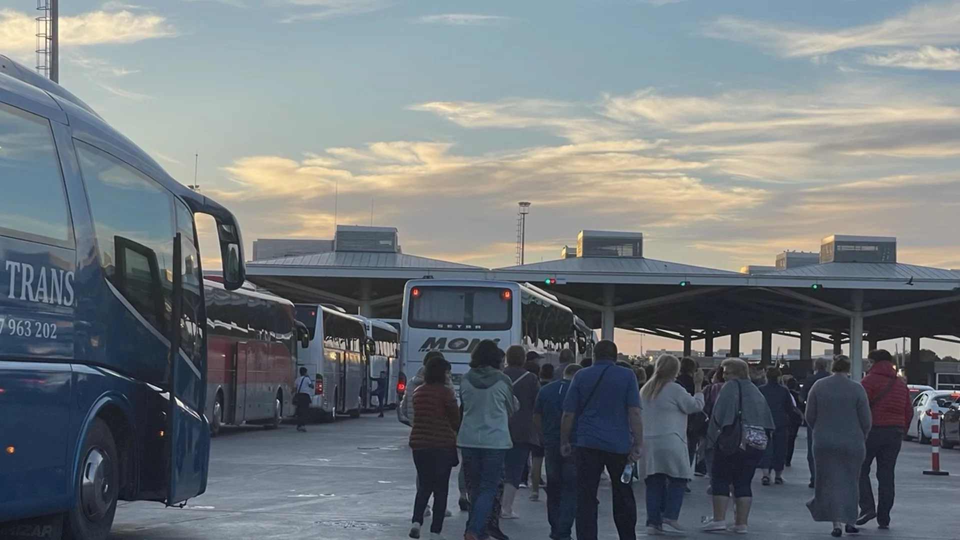 На "Капитан Андреево": Почти 1 млн. долара открити в седалките на автобус, пътуващ от Украйна