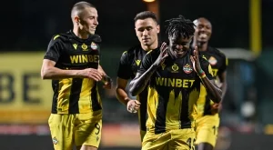 {{ otherArticle[0].article.title }}