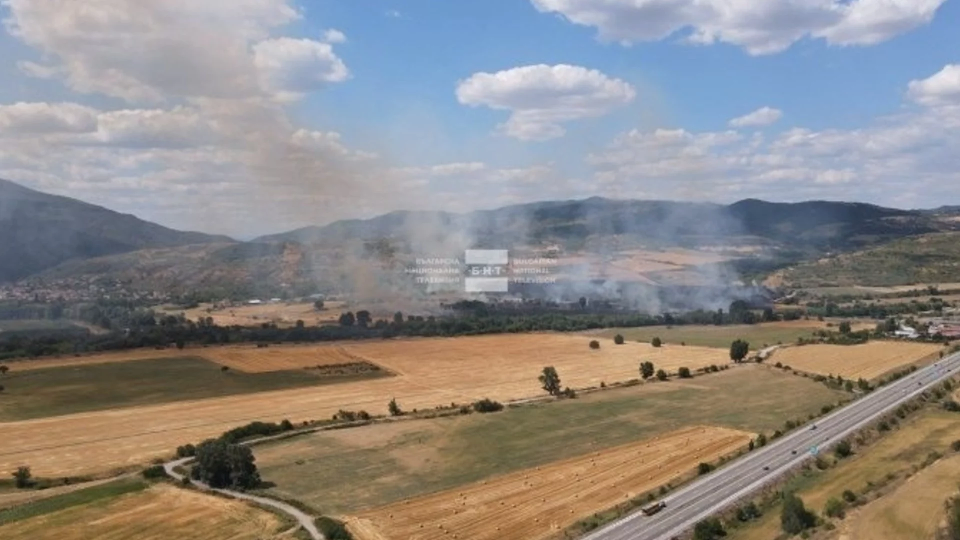 Два пожара пламнаха в селата Дълбоки и Братя Кунчеви край Стара Загора