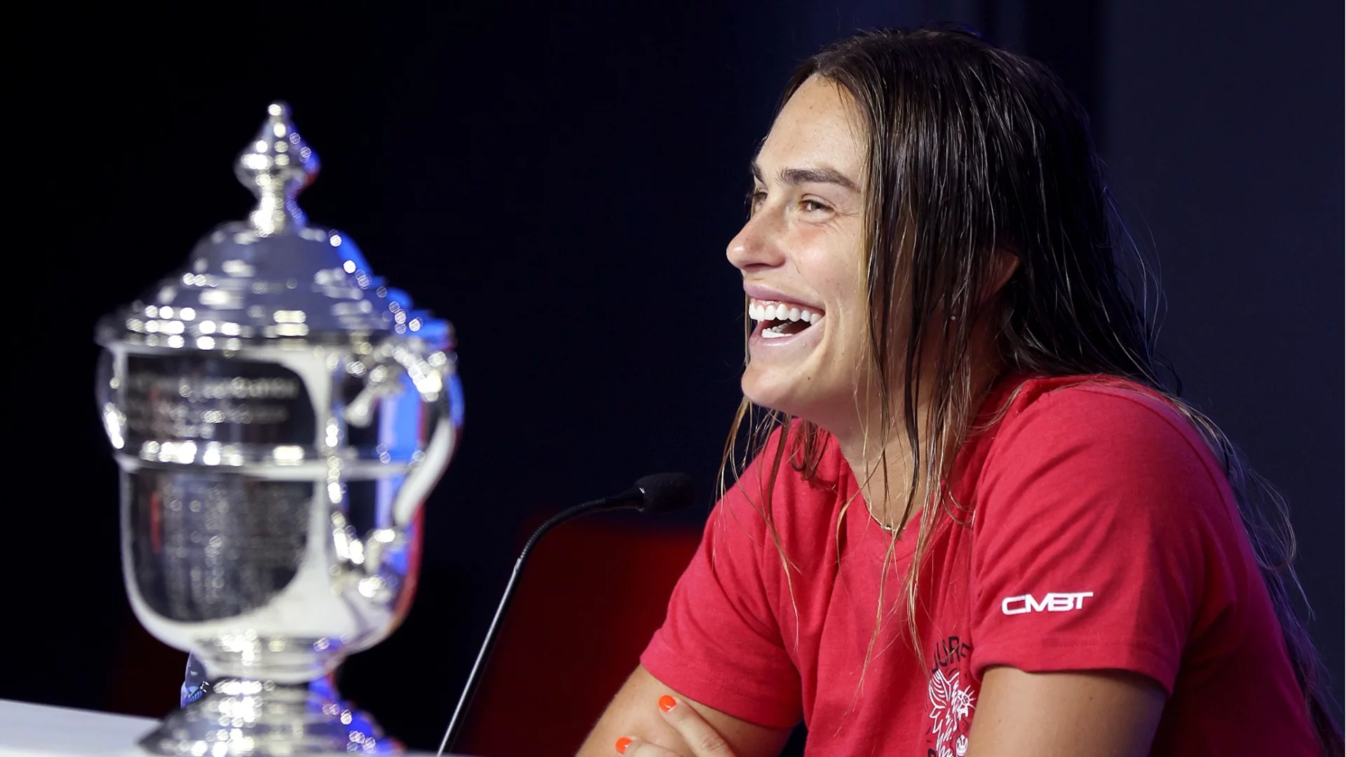 Освен трофея на US Open: Арина Сабаленка спечели и... шампионски WWE пояс (ВИДЕО)