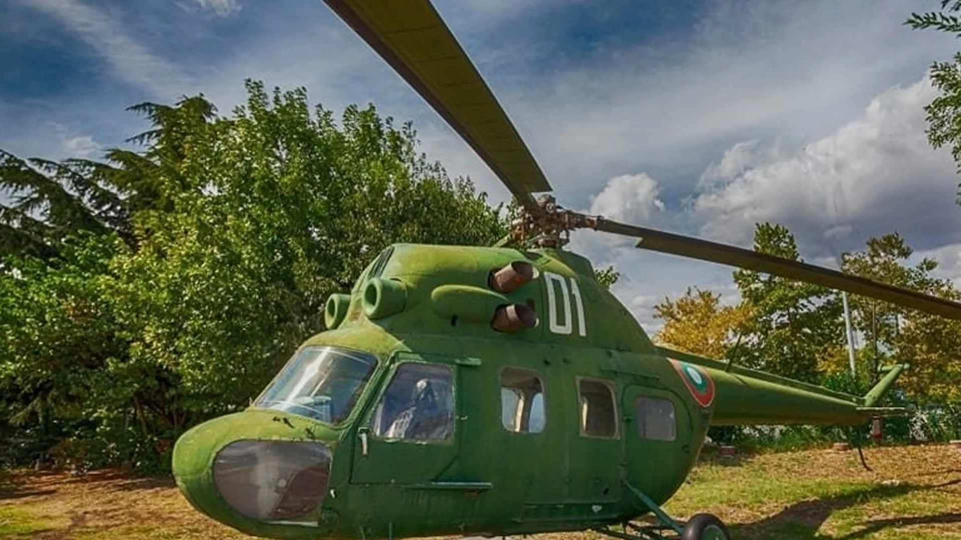 Авиомузей-Бургас представя хеликоптера Ми-2