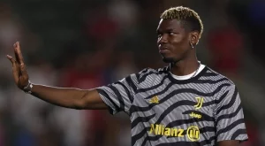 Пол Погба акостира в гранд от Лига 1, след като се раздели с Ювентус?