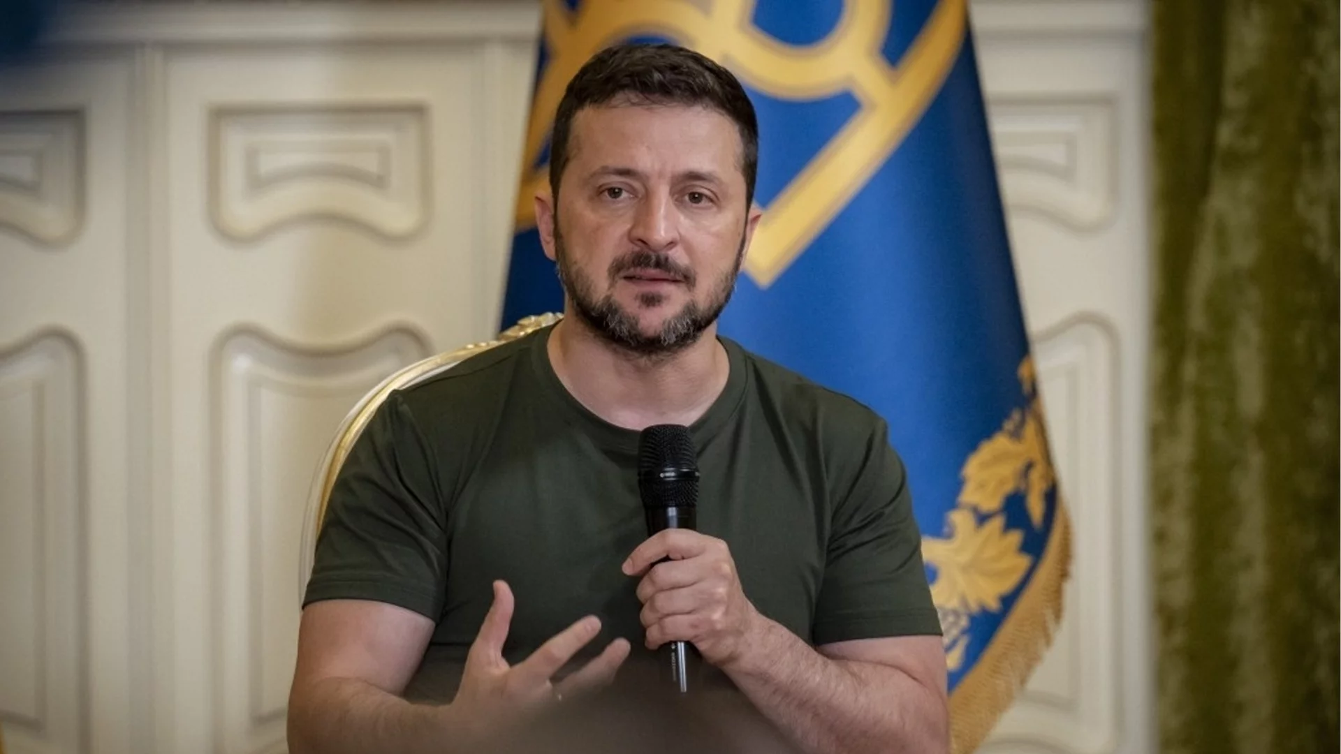 Зеленски пристигна в Рим, посрещна го Джорджа Мелони (ВИДЕО)