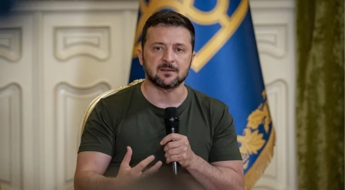 Зеленски пристигна в Рим, посрещна го Джорджа Мелони (ВИДЕО)
