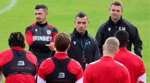 {{ otherArticle[0].article.title }}