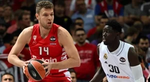 Александър Везенков собственоръчно подчини Реал Мадрид - отново над всички