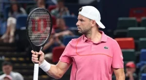 Вече побеждаван с лекота през този сезон е следващият съперник на Григор Димитров в Париж