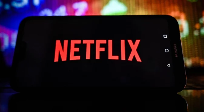 Претърсват европейски офиси на Netflix, разследването е за пране на пари