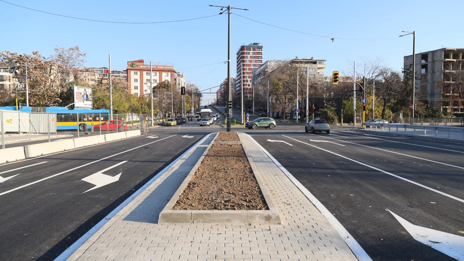 Отварят за движение моста на бул. "Сливница" с "Опълченска" (СНИМКИ)