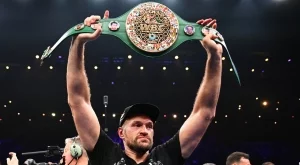 Тайсън Фюри скърби - отиде си човекът, научил го на бокс