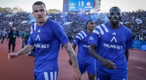 {{ otherArticle[0].article.title }}