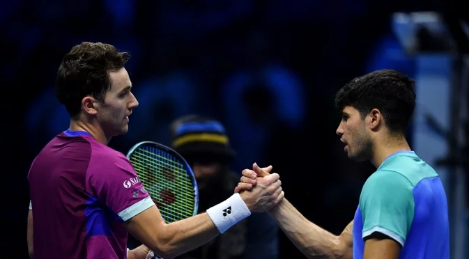 Изненада! №3 в света загуби на ATP финалите в Торино (ВИДЕО)