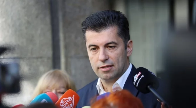 Кирил Петков: Ако иска да си говори с нас, Борисов да подпише декларацията