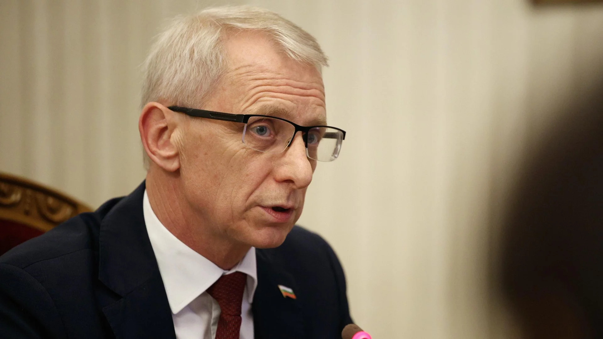 "Демокрацията в България е заплашена": Денков с остра реч в парламента, заговори за пълзящ фашизъм