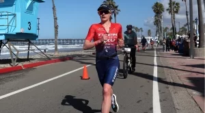 Ужасна гледка - разтревожена топ атлетка моли: Не ме снимайте отзад, че се изпуснах (ВИДЕО)