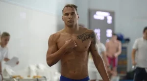 {{ otherArticle[0].article.title }}