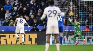 "Синият терор" продължава: Този път беше спестен разгром срещу шампион