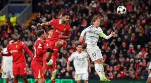 Само след сблъсъка на "Анфийлд": Автобус на Реал Мадрид е катастрофирал (ВИДЕО)