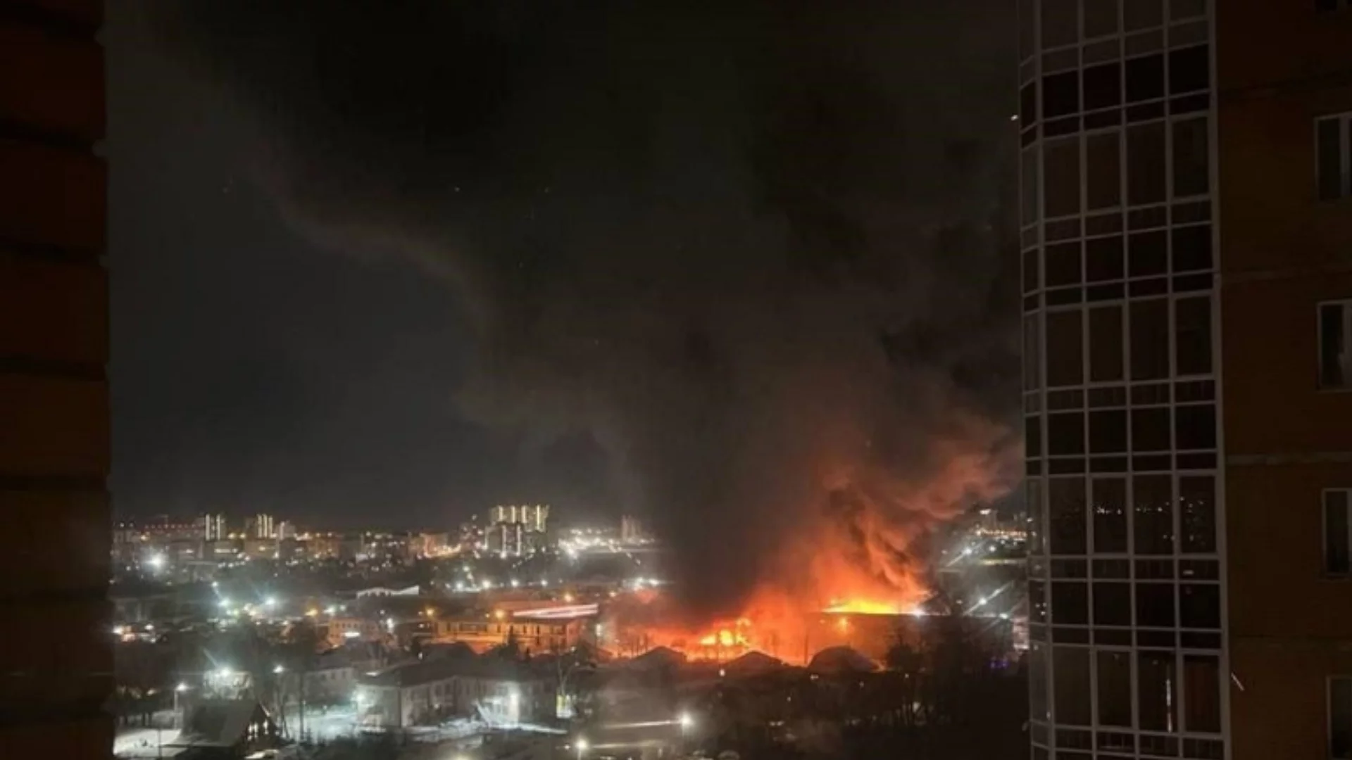 Пак атака с дронове в Ростовска област, складове на руската армия горят в Новосибирск (ВИДЕО)