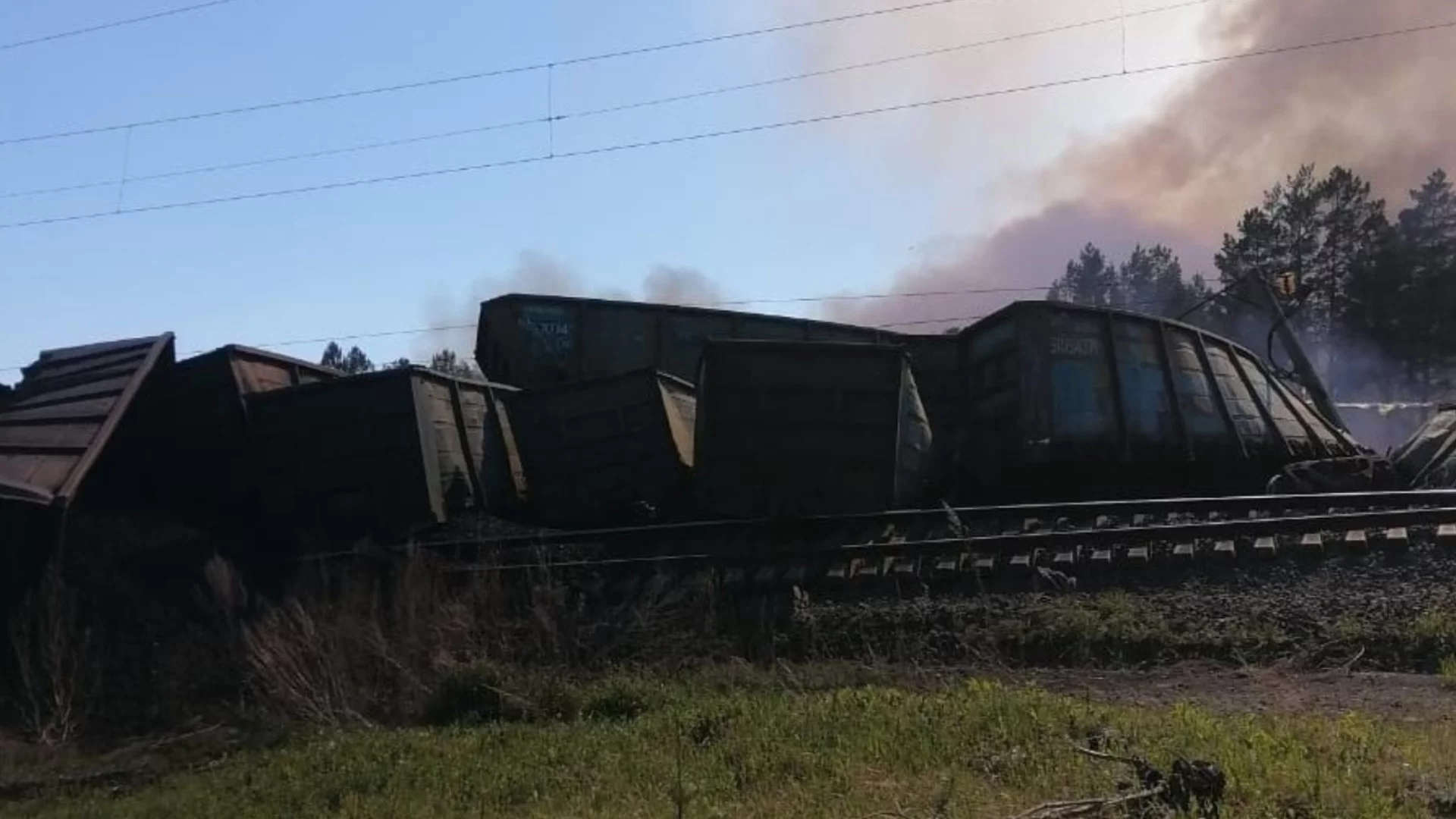 Украйна взриви руски влак с военна техника в Запорожка област (ВИДЕО)