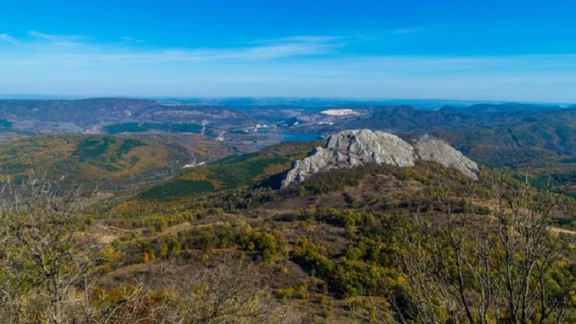 Коя планина се смята за най-ниската в България