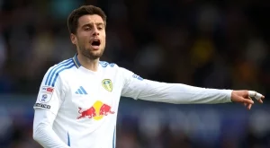 Илия Груев поигра 20 минути за класическа победа на Лийдс