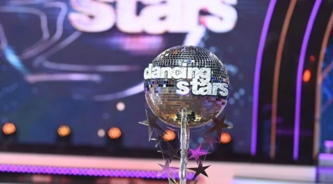 Участник в Dancing Stars България спечели танцовото шоу във Виетнам (СНИМКИ)