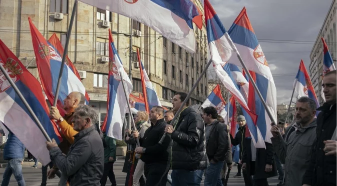 Студентите удължиха блокадата на "Моста на Свободата" в Нови Сад (ВИДЕО)