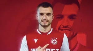 Кошмар за феновете: Бинтоваха главата на Лапеня по-малко от 24 часа след подписа с ЦСКА