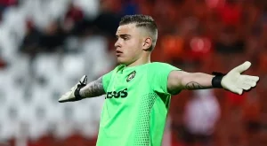 {{ otherArticle[0].article.title }}