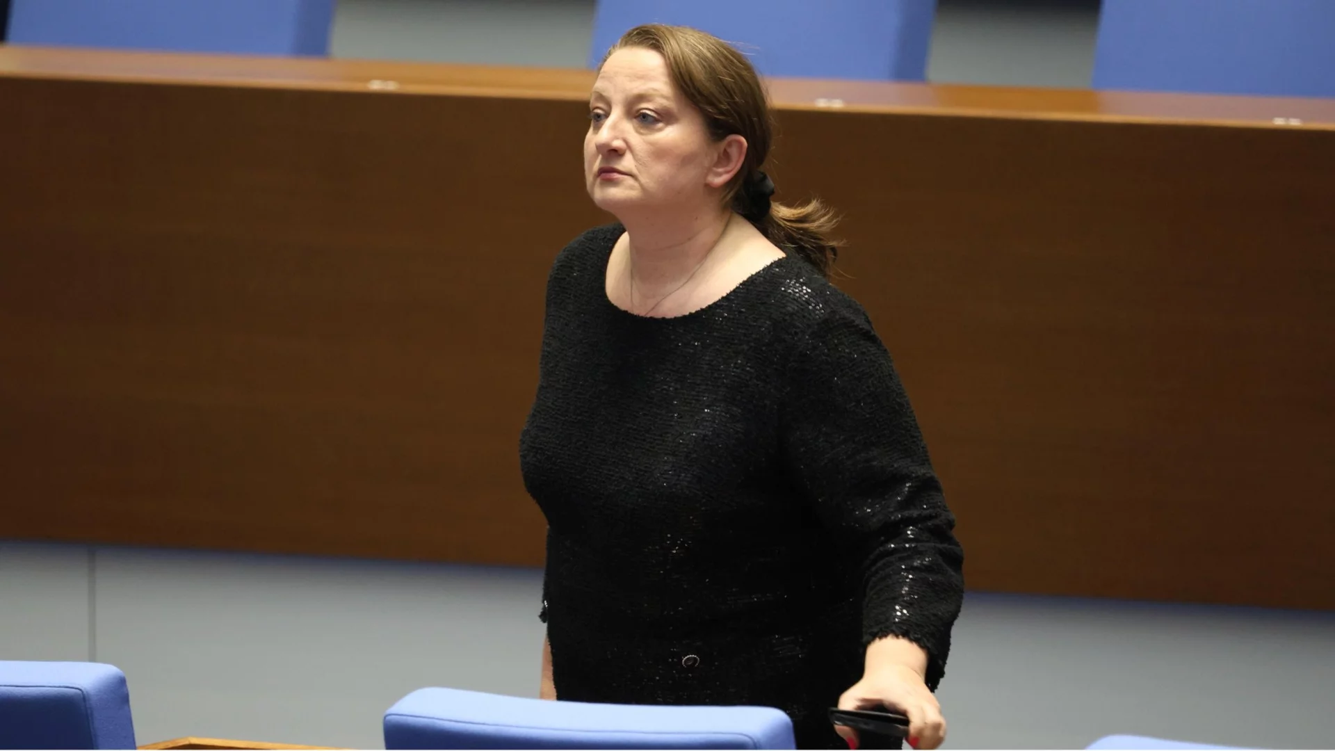 Сачева: Думите на Асен Василев за бюджета са измама, скоро всичко ще излезе "черно на бяло"