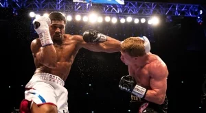 Заличиха го от историята на бокса! Секретна допинг проба прати бившия световен шампион в забвение