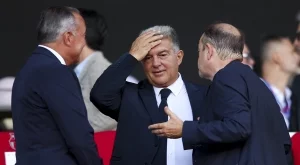 Страх в офисите на Барселона заради сделка, която може да разклати клуба 