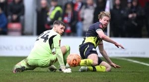 Гол от 40 метра не пречупи Манчестър Сити: Гуардиола и компания се спасиха от издънка