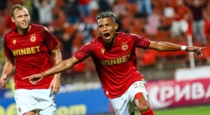 {{ otherArticle[0].article.title }}