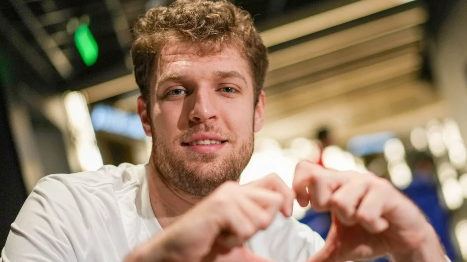 Везенков продължава да гони невъзможното в Гърция 