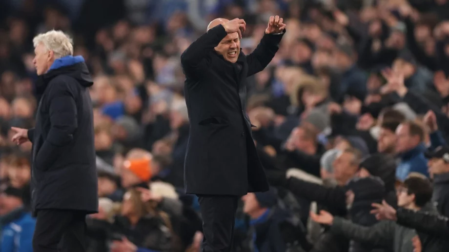 Обиден, оскърбителен, унизителен - ето защо Арне Слот получи тежко наказание от Висшата лига