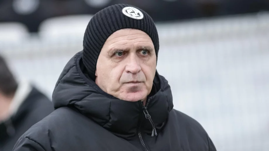 "Стреснахме се от далечния гол": Акрапович каза колко класи повече е Левски от Хебър