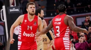 Везенков опита немислим обрат, но Олимпиакос сдаде Купата болезнено