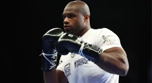 Даниел Дюбоа се разболя - боксово зрелище с Джоузеф Паркър няма да има