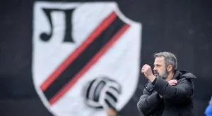 Официално: Локомотив Пловдив привлече бивш халф на Спортинг Лисабон и Порто