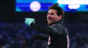 Глобиха съдия, поискал автограф от Меси