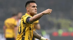 Лаутаро Мартинес спаси Интер и качи "нерадзурите" на върха 