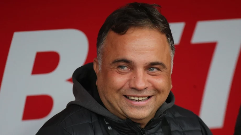 Септември с голяма крачка към оцеляването, засили съперника към бездната