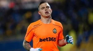 {{ otherArticle[0].article.title }}