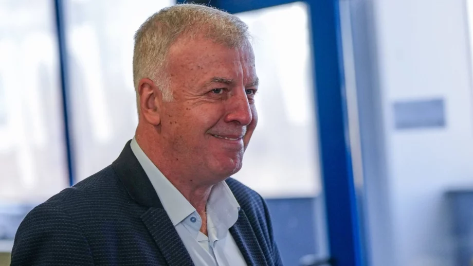 Огромен интерес: Левски продава герой срещу ЦСКА, и то на печалба?